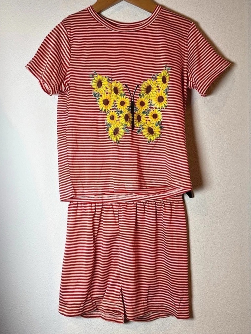 Girls Striped Shorts Set in Red & White Size 5Y NWT